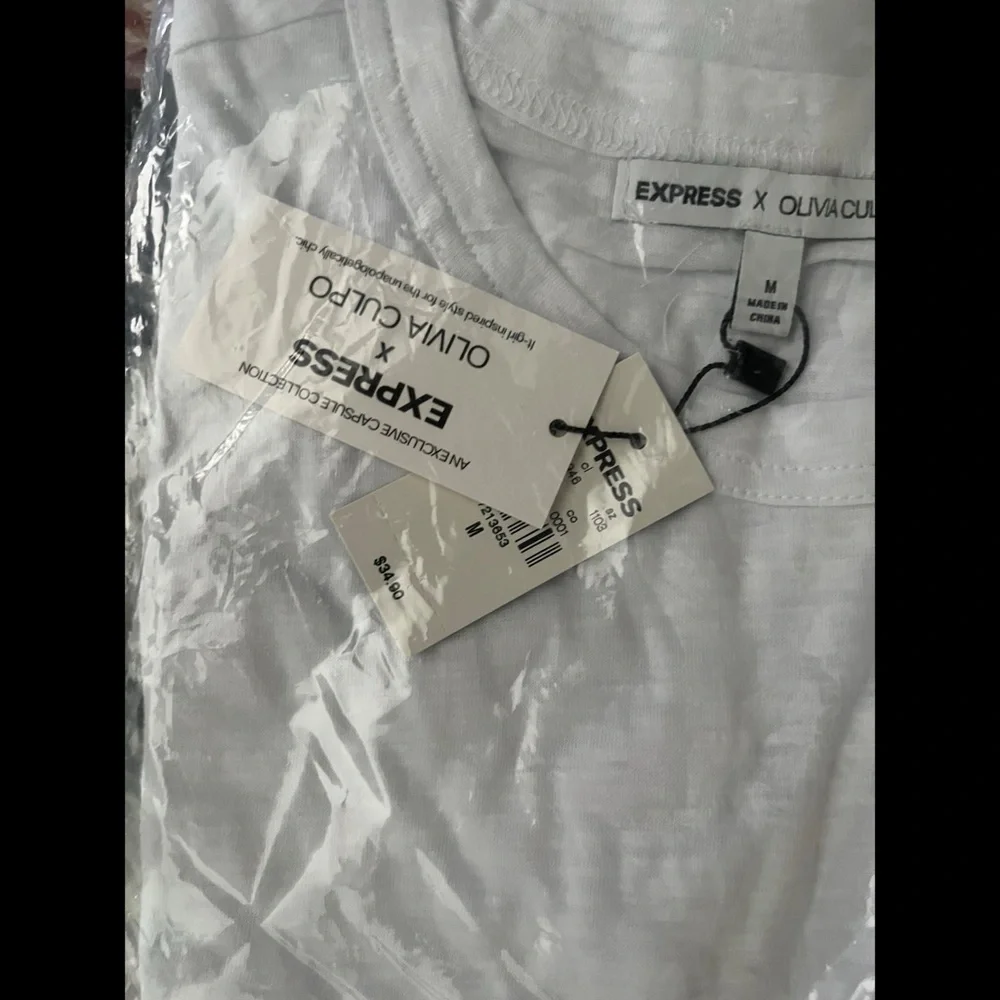 "Stronger than you Think" Tee - Picture 6 of 7